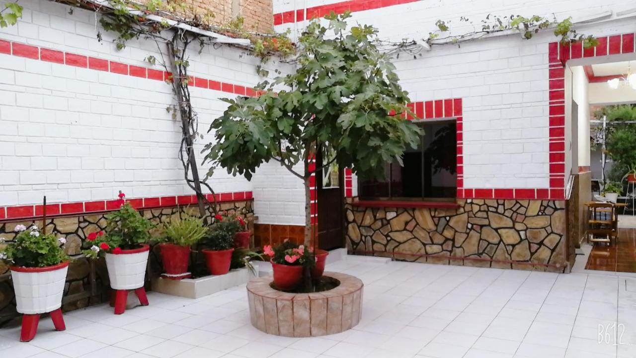 Tierra Nuestra Bed & Breakfast ตาริฮา ภายนอก รูปภาพ